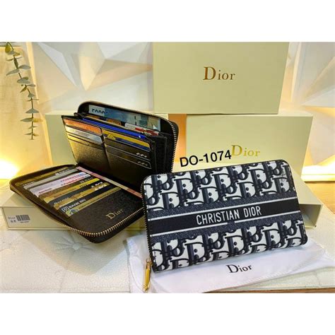 harga dompet dior.